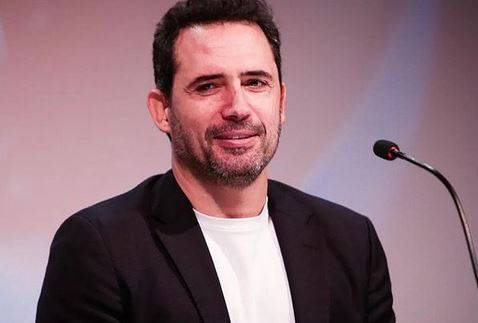 بالفيديو - ظافر العابدين يردّ على أسئلة الجمهور... هذا ما قاله عن عائلته وصفاته السيئة