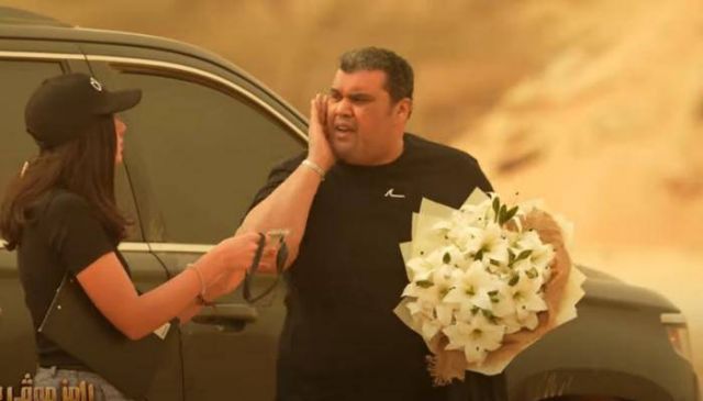 بالفيديو - رامز جلال يسخر من أحمد فتحي في بداية المقلب