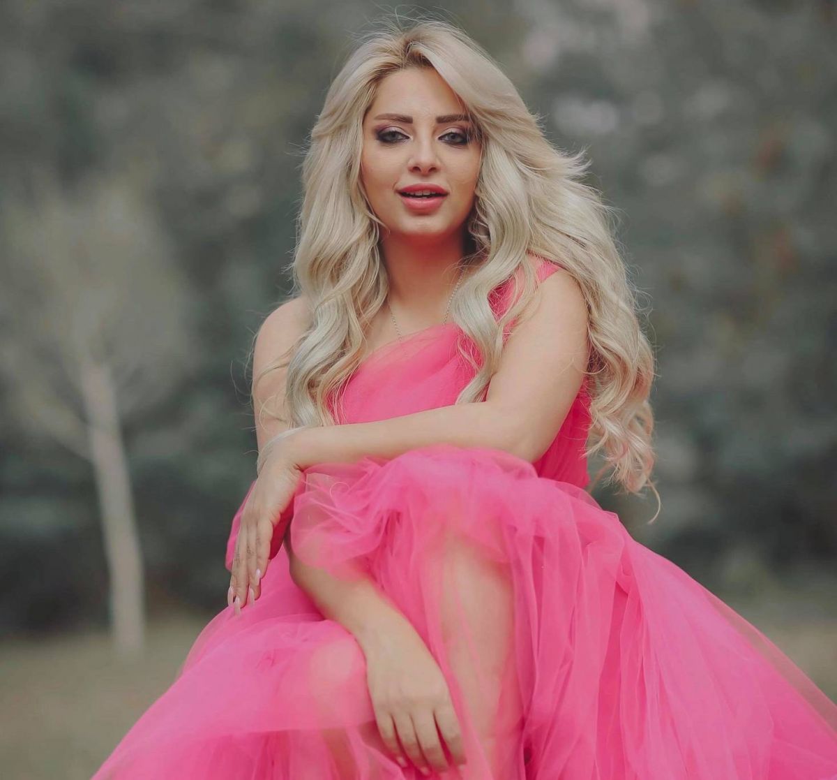 مي حلمي تردّ على متابع دعا لها بالموت: 