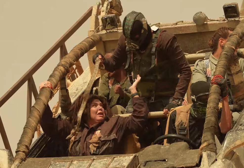 بالصور - رعب وصراخ... صابرين أولى ضحايا رامز جلال