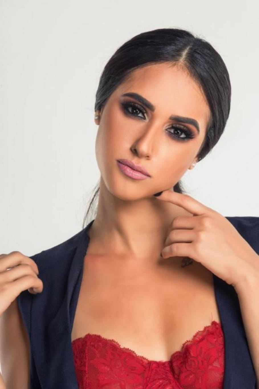 آية سماحة تكشف إصابتها بالتسمّم... وهذه التفاصيل