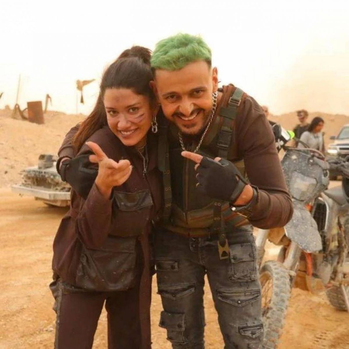 بالفيديو - رامز جلال يسخر من فان دام... وصراخ سينتيا خليفة في 