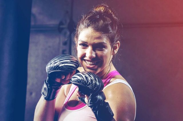 مقاتلة UFC ماكنزي ديرن لـ