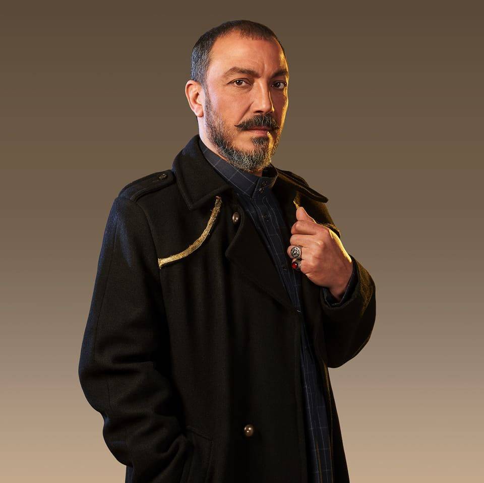 طارق لطفي يستعين بالجمهور لحلّ هذه الأزمة!