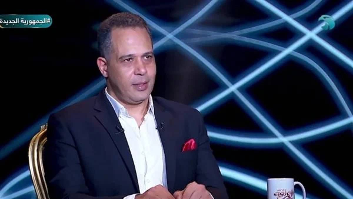 بالفيديو - مصطفى درويش يشنّ هجوماً على نجمتين ويعتذر لهند صبري