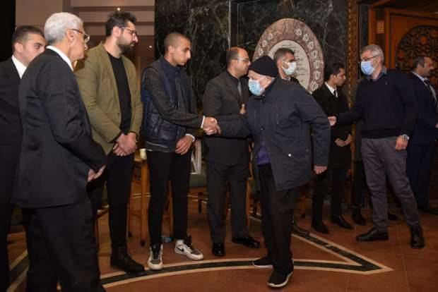 بالصور - تعليق مؤثر لرشوان توفيق في عزاء أحمد حلاوة