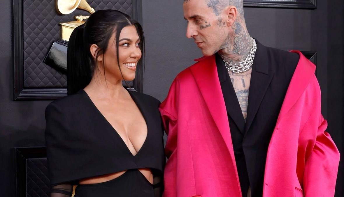 بعد صورهما الحميمة... زواج كورتني كارداشيان وترافيس باركر