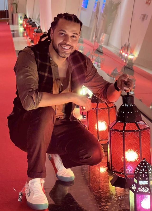 بالفيديو - عبد الفتاح الجريني يكشف بتأثر سبب ابتعاده عن المغرب لسنوات