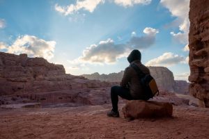 "قلبي اطمأن" يفتح ملف مشكلات التعليم وحلوله في الوطن العربي