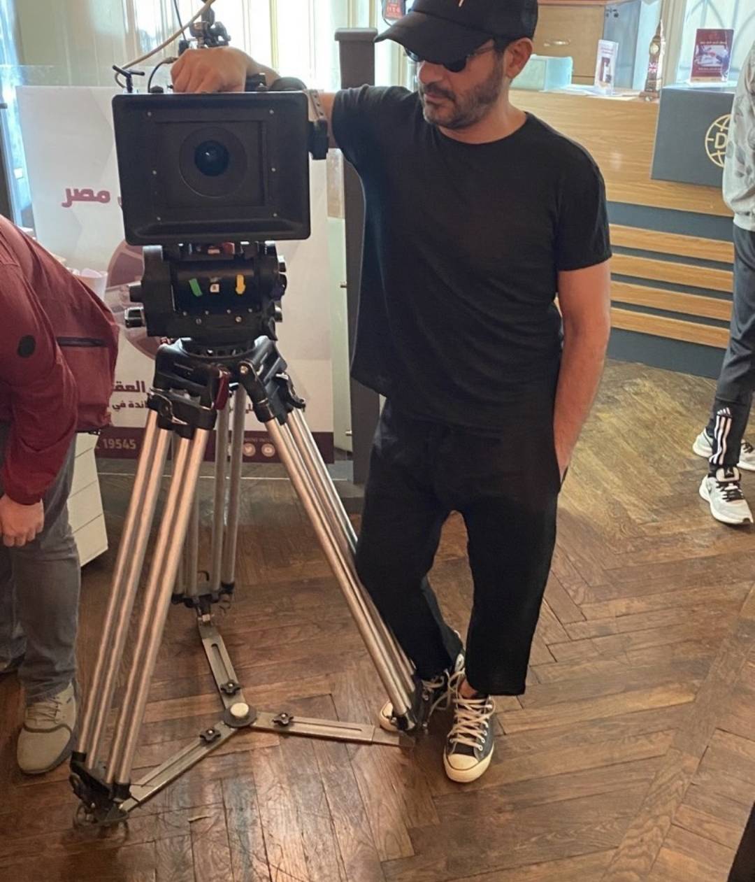 أحمد حلمي يشوّق الجمهور ببوستر فيلمه الجديد