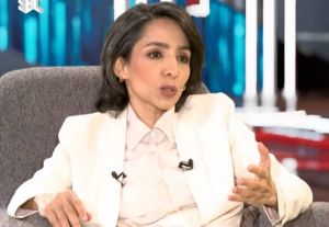 أمل الحربي تصدم علي العلياني بشرطها للزواج... مهر غريب جداً