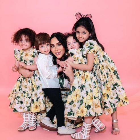 بالفيديو والصور - الفاشينيستا خلود تحتفل بذكرى زواجها مع أبنائها بالأبيض