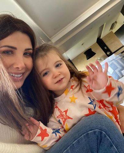 بالفيديو - ابنة نانسي عجرم وحديثها باللغة الفرنسية محط اهتمام الجمهور