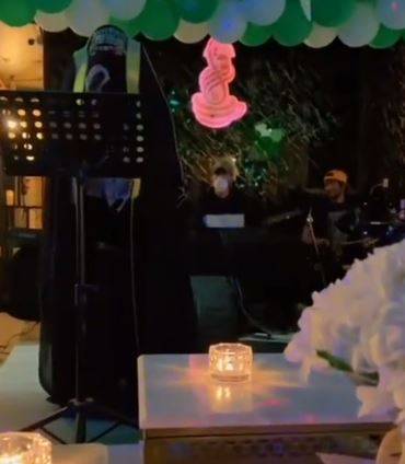 فنانة سعودية تعلن انفصالها عن زوجها بتعليق غريب