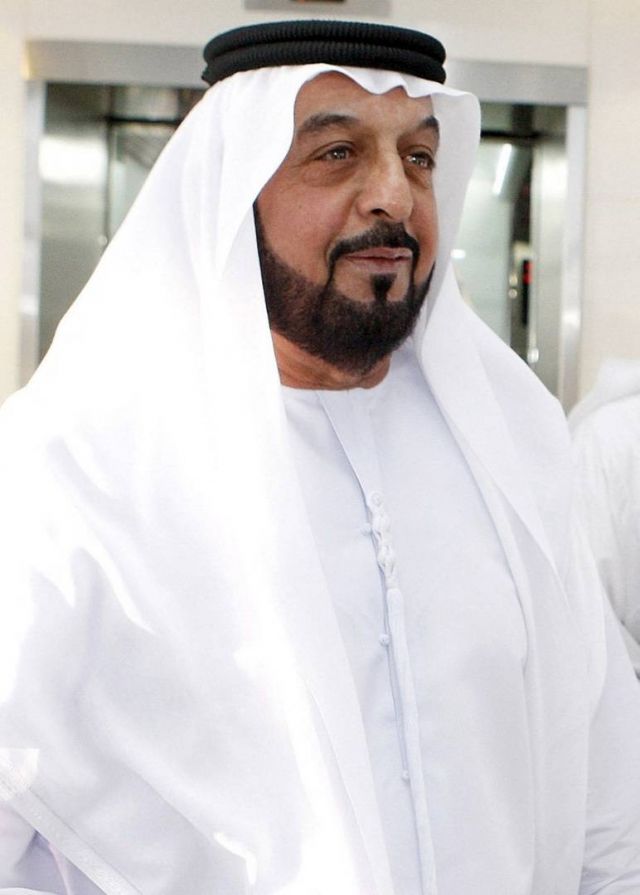 نجوم الفن في مصر ينعون الشيخ خليفة بن زايد بكلمات من القلب