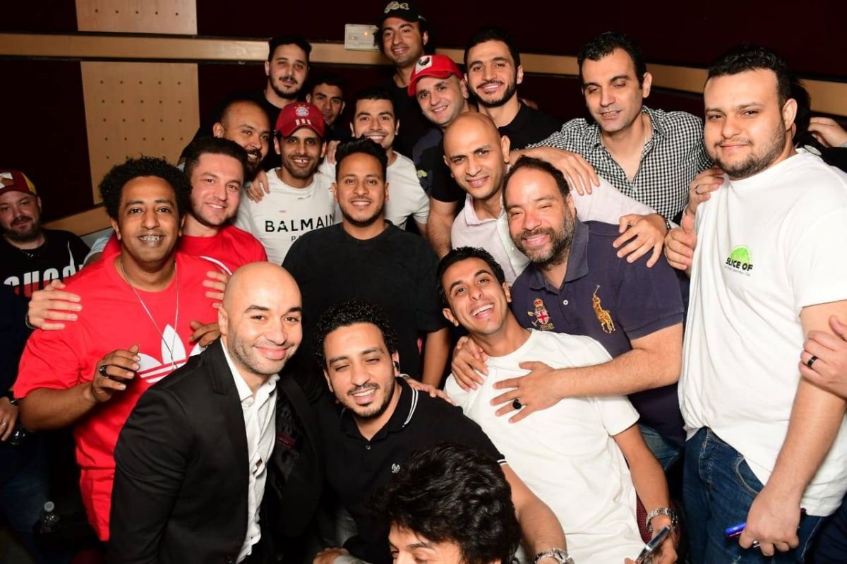 بالصور - بحضور نجوم الفن... علي ربيع وحمدي الميرغني يحتفلان بعرض فيلم 