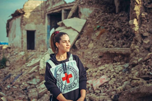 المتحدّثة الإقليمية باسم اللّجنة الدولية للصليب الأحمر 
إيمان الطرابلسي: ما تعانيه المرأة خلال الحروب والنزاعات لا يمكن وصفه
