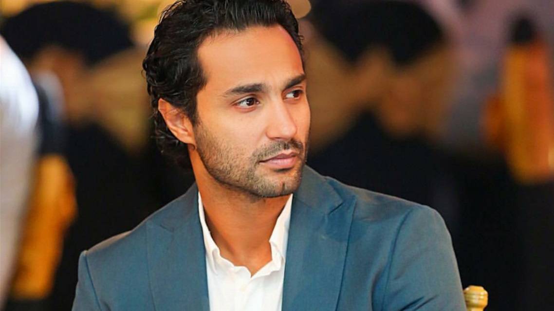 هكذا ردّ كربم فهمي على متابعة طلبت منه الزواج