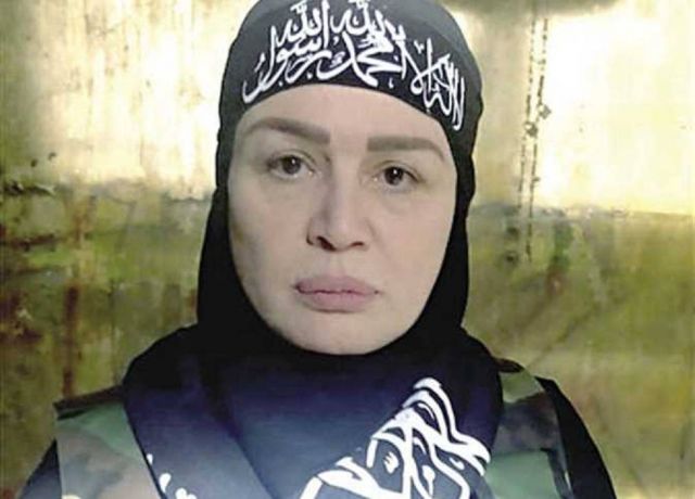 مخرج مصري يدافع عن إلهام شاهين ويطالب بمقاضاة مهاجميها