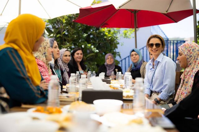 الملكة رانيا لتمكين الأسر الفقيرة