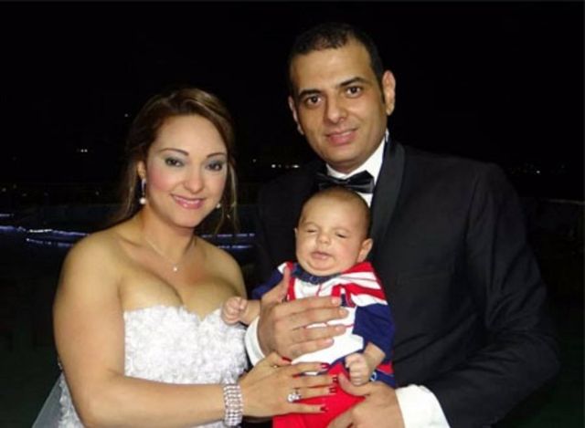 عايدة غنيم مع زوجها السابق ونجلهما
