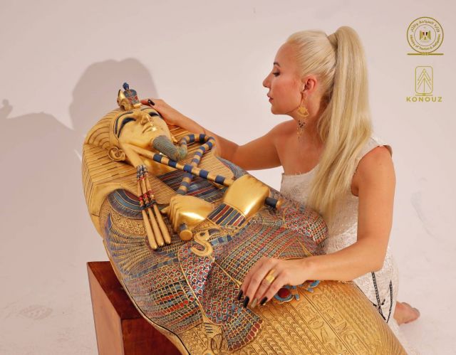 آمون ستار وتوت عنخ آمون