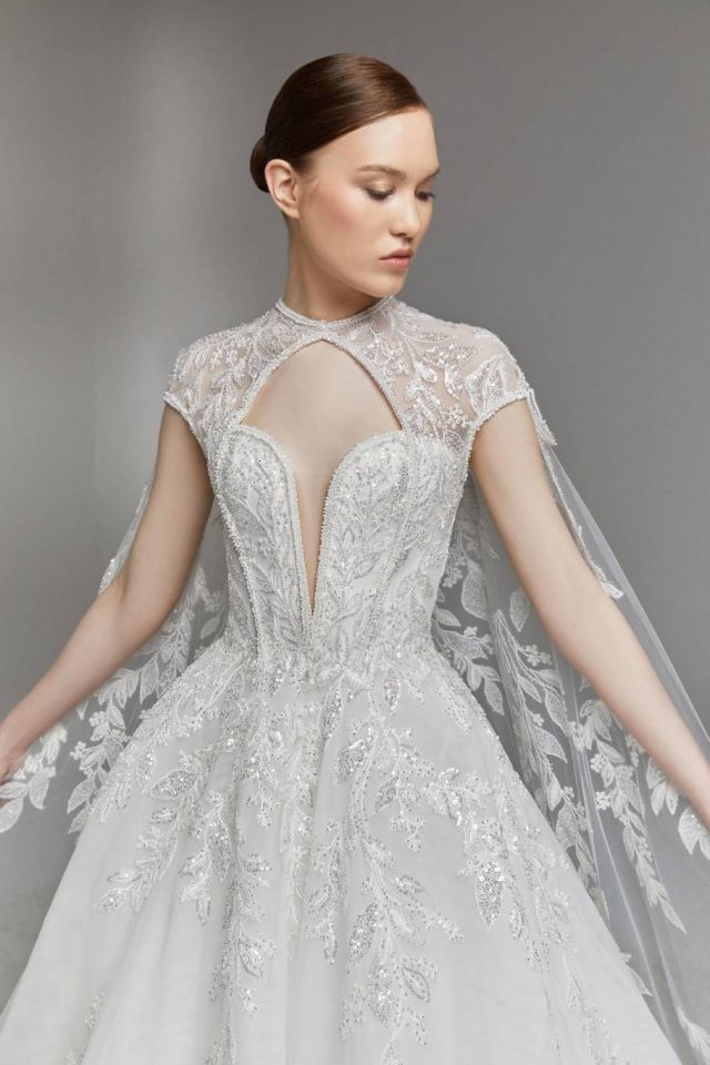 عروس المصمّم طوني ورد: مجموعة تستوحي النجوم