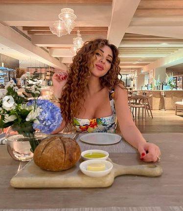 تعرّفي على سرّ حيوية شعر ميريام فارس وجماله