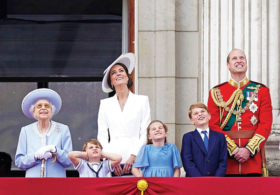 احتفالات اليوبيل البلاتيني
للملكة إليزابيث الثانية في بريطانيا