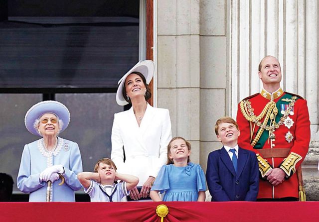 احتفالات اليوبيل البلاتيني
للملكة إليزابيث الثانية في بريطانيا