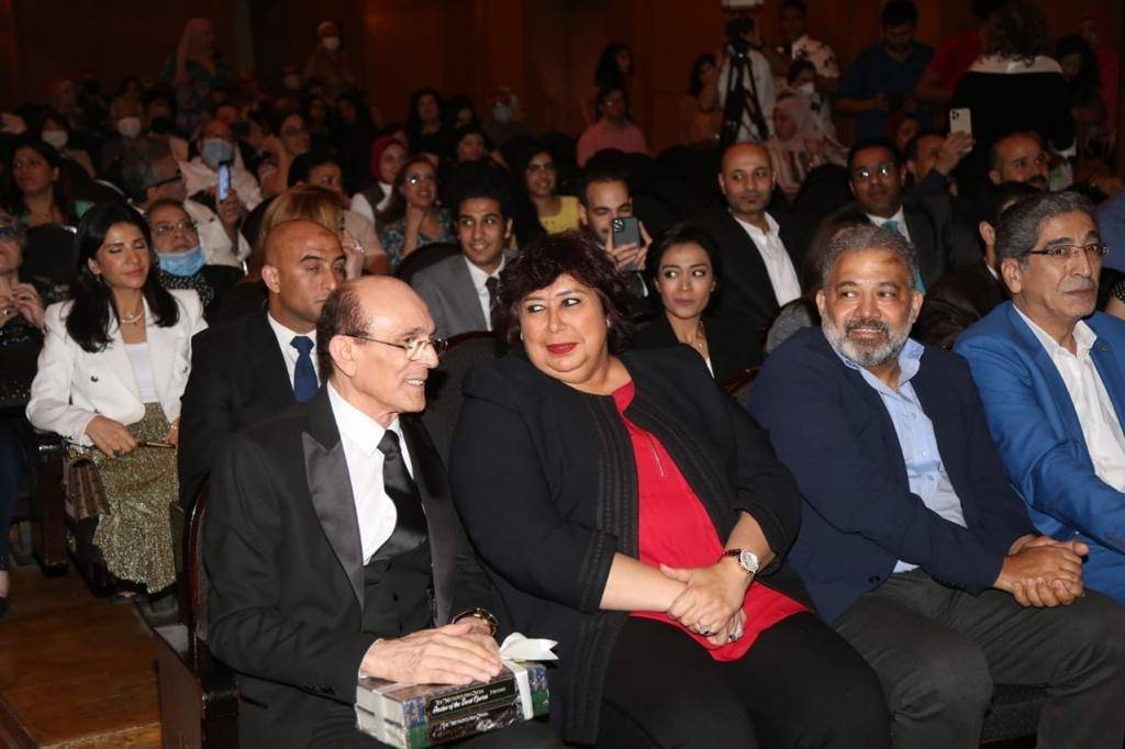 بالصور - في تكريمه بالمتروبوليتان الأميركية.. محمد صبحي: 