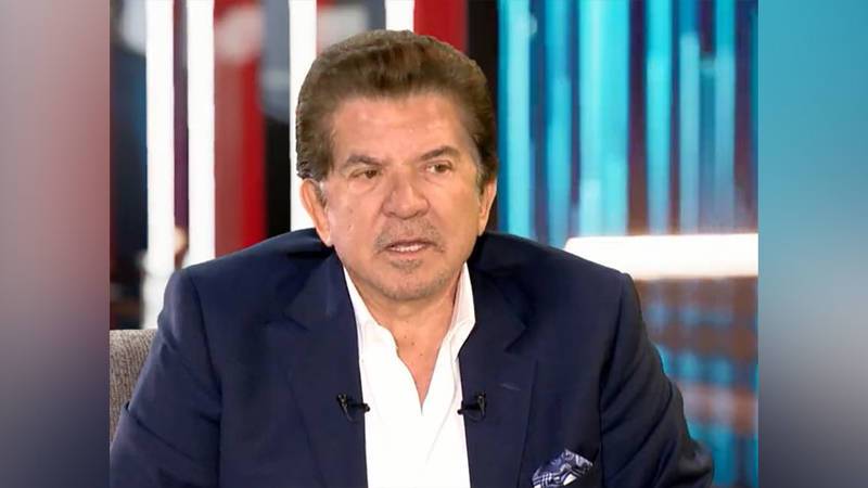 وليد توفيق ينعى شقيقه الأكبر