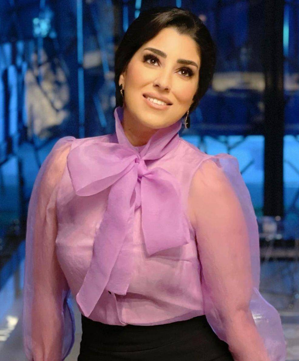 أيتن عامر تنشر فيديو خاص وتتفاعل مع الجمهور