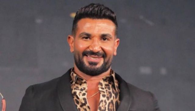 بالفيديو - أحمد سعد غاضب بعد تسريب رقم هاتفه... هذا ردّ فعله