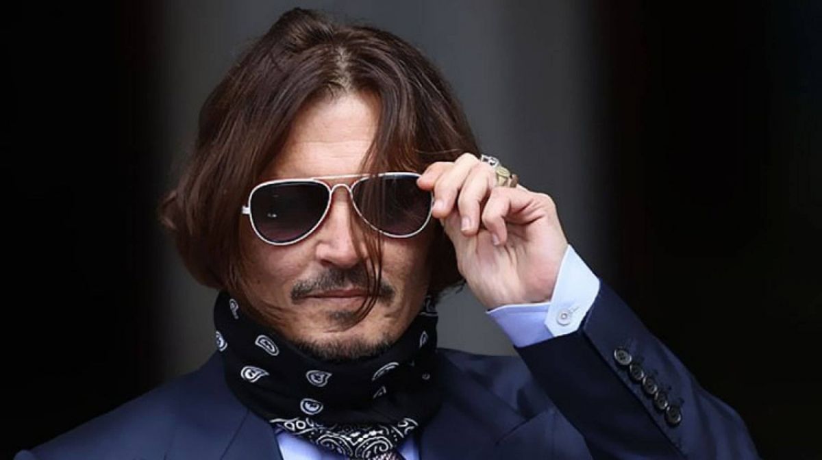 جوني ديب يعود بقوة ويحضر مفاجأة مميّزة