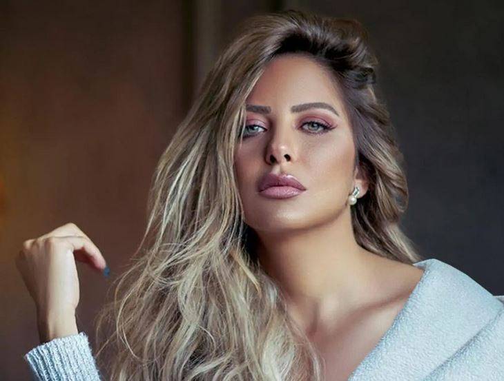 بالصور - ريم مصطفى مع ولديها في أول ظهور علني لهما