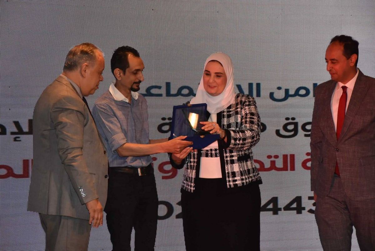 صادق الصبّاح مكرماً في مصر... 