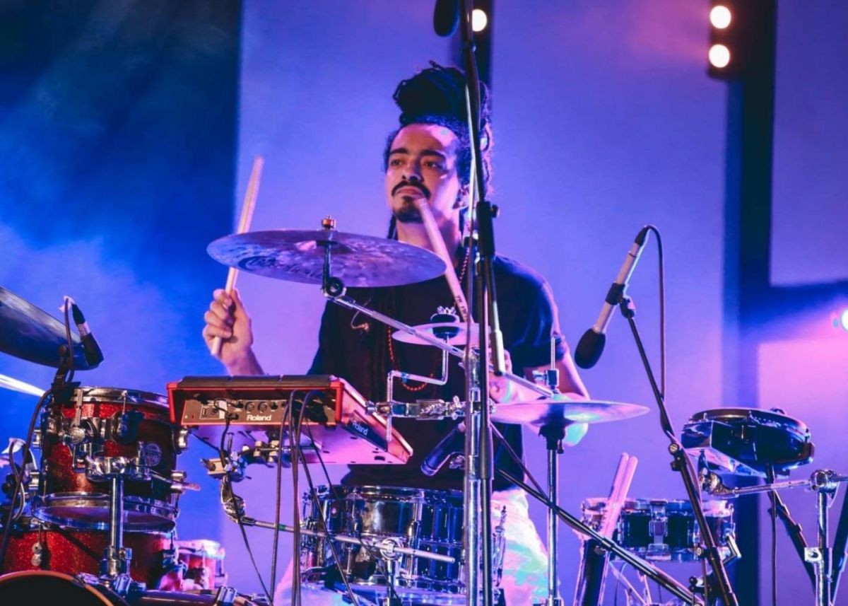 عازف إيقاع مصري يتم اختياره سفيراً للموسيقى في مهرجان Namm Show العالمي في أميركا