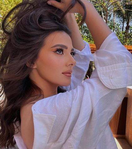 بالصور - دنيا سمير غانم تخبّئ وجهها وتحتفل بميلاد هذا الفنان