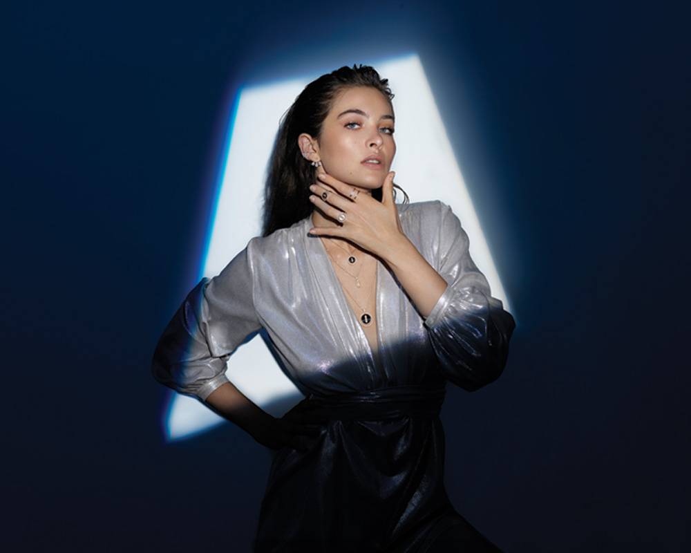 MESSIKA عندما تلتقي قوّة العقيق برقّة الذهب الوردي