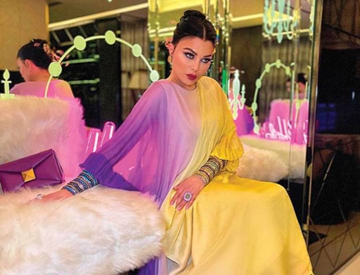 أكملي إطلالتك هذا الصيف بأكسسوارات أنيقة على طريقة النجمات