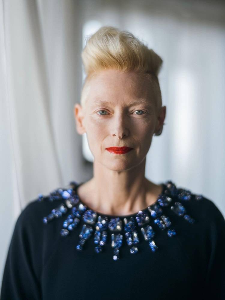 الخطوات التفصيلية لمكياج تيلدا سوينتون في مهرجان كان السينمائي