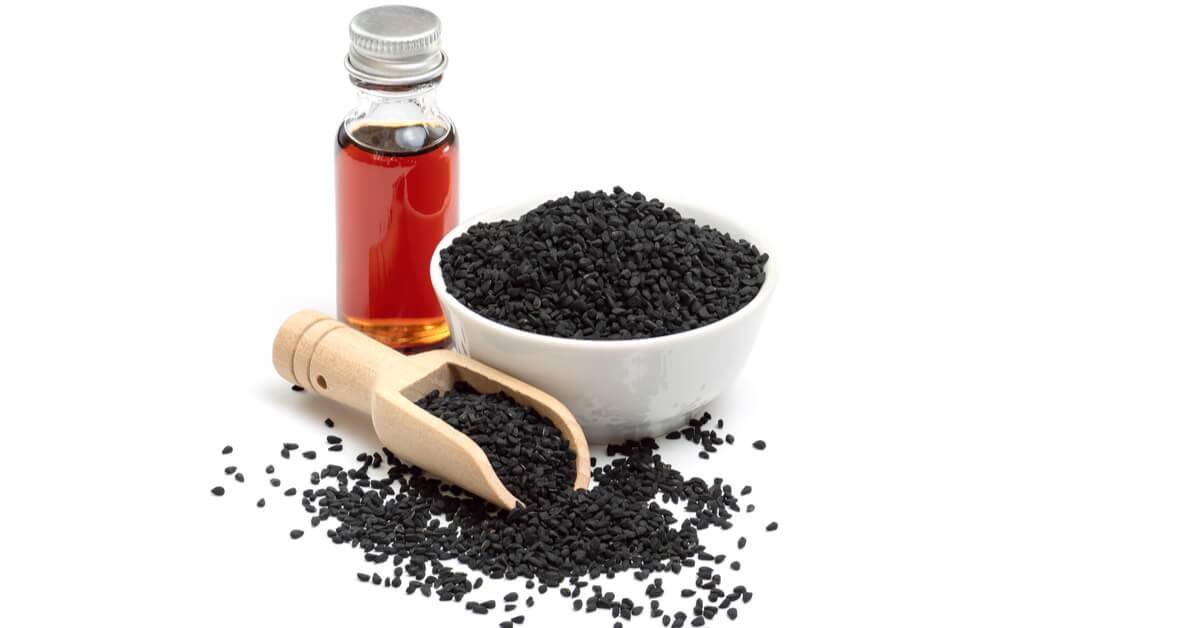 لن تتخيلي فوائد حبة البركة على صحة الجسم