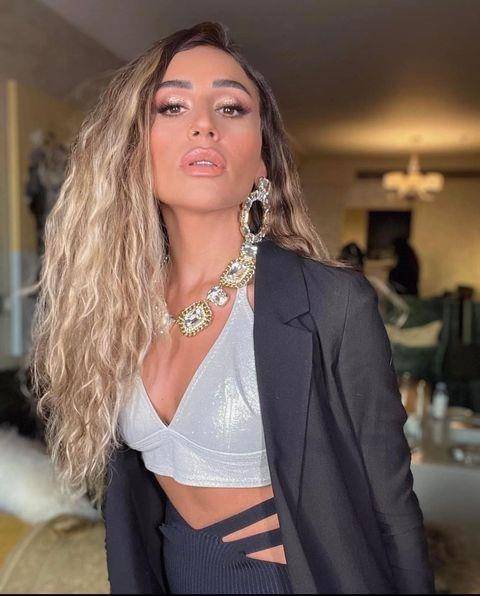 دينا الشربيني  