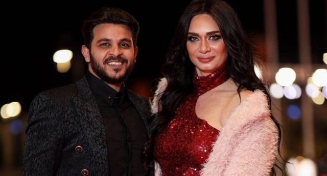 بالفيديو - محمد رشاد يتحدث بحب عن خطيبته: 