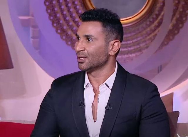 بالفيديو - أحمد سعد يُحدث ضجة بكلامه عن عمرو دياب وحفلات الزفاف