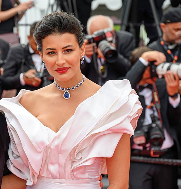 تعلّّمي تطبيق مكياج ريم السعيدي