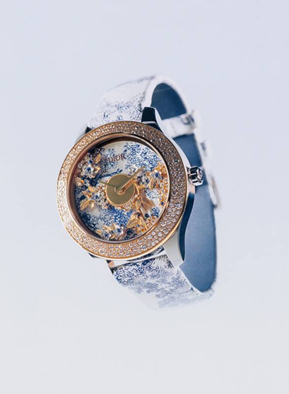 الذهب الوردي والماس والسافير وعرق اللؤلؤ الأبيض في ساعات Dior الراقية