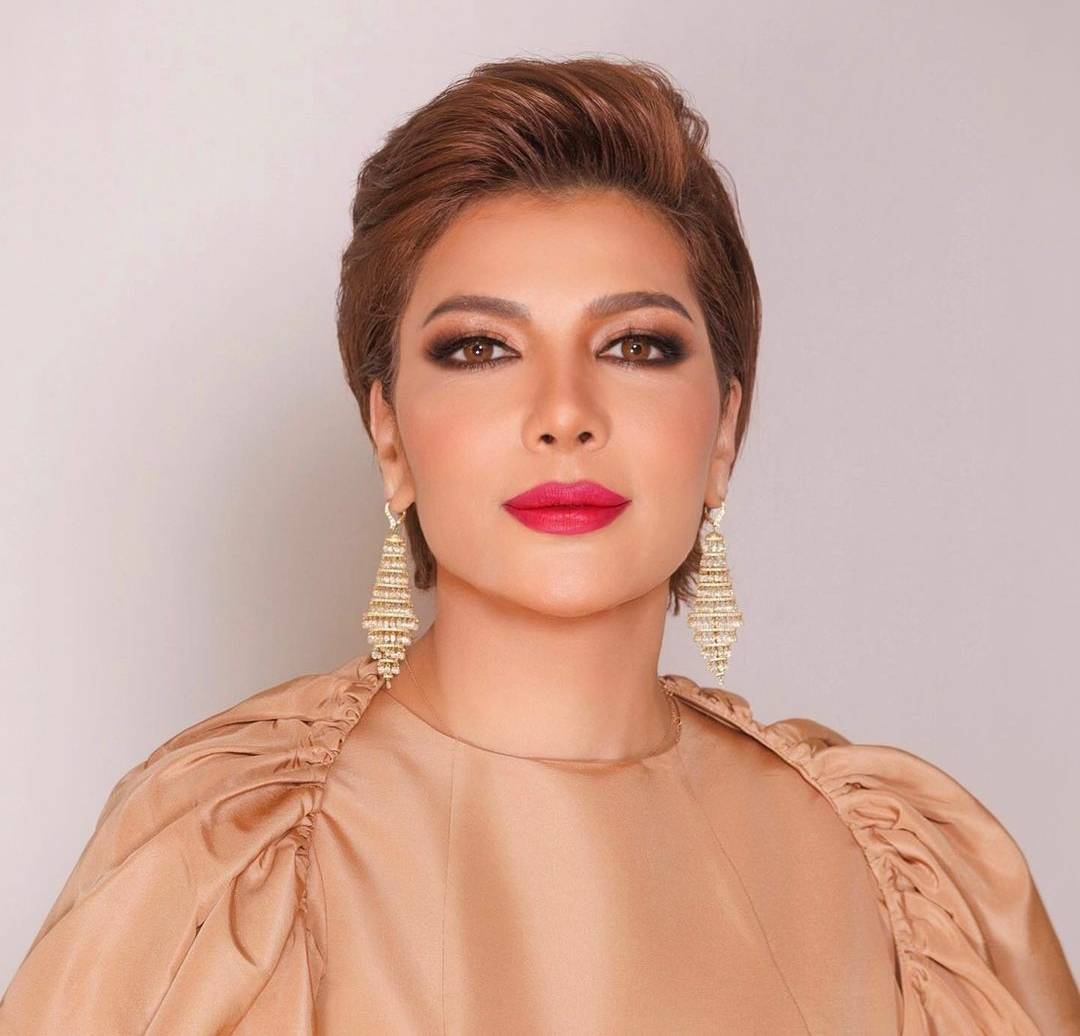 فيديو عفوي لأصالة ومفاجأة غير متوقعة في حفلها الأخير