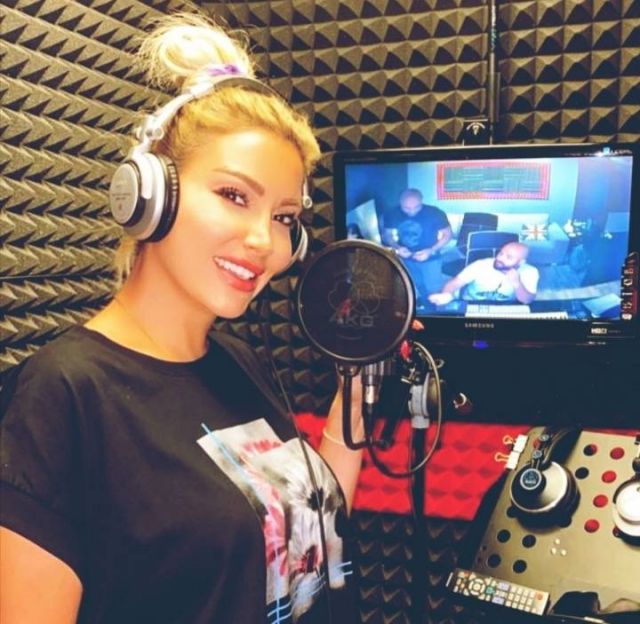 ماذا تُحضِّر كريستينا صوايا لموسم صيف 2022؟!